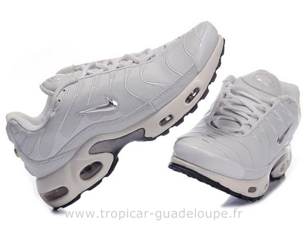 nike tn junior