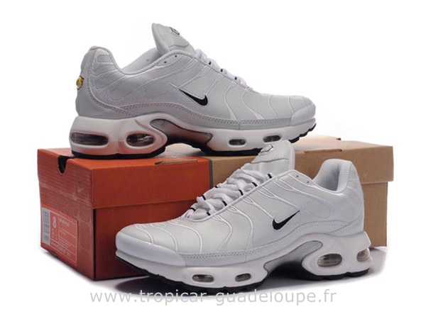 nike requin femme foot locker nike requin femme foot locker
