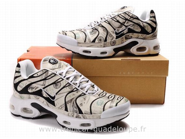 nike tn requin enfant brun